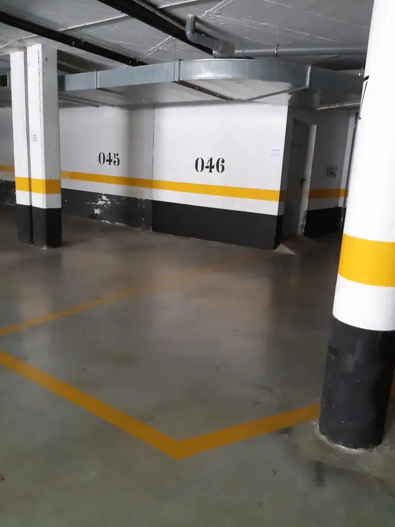 Garaje de alquiler en Calle de Marcelino Álvarez, 69, Casablanca Parking de Garaje de alquiler en Zaragoza