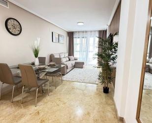 Living room of Flat to rent in Torrevieja  with Air Conditioner