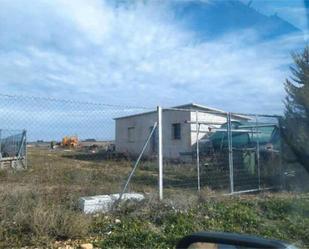 Industrial buildings to rent in La Villa de Don Fadrique