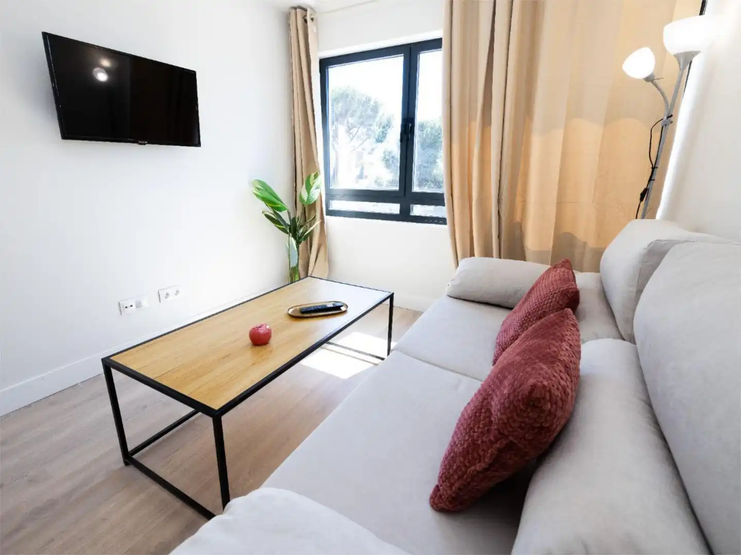 Apartament de lloguer a Avenida de la Osa Mayor, 32, Aravaca Dormitori de Apartament de lloguer en Madrid amb Aire condicionat, Calefacció i Moblat
