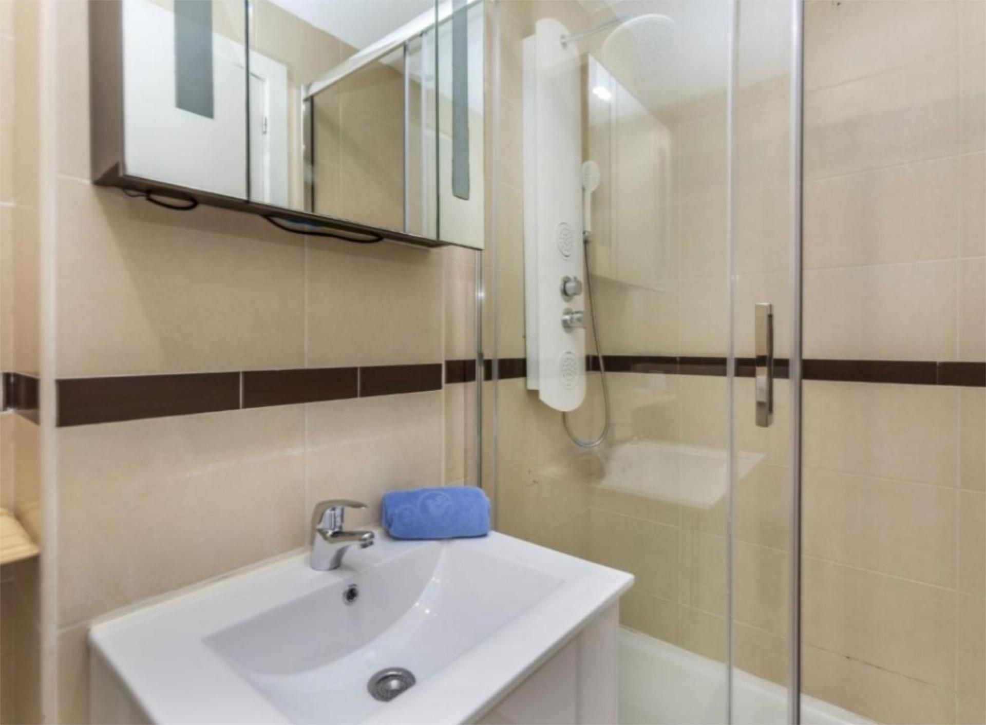 Bathroom of Flat to rent in Oropesa del Mar / Orpesa  with Swimming Pool and Furnished