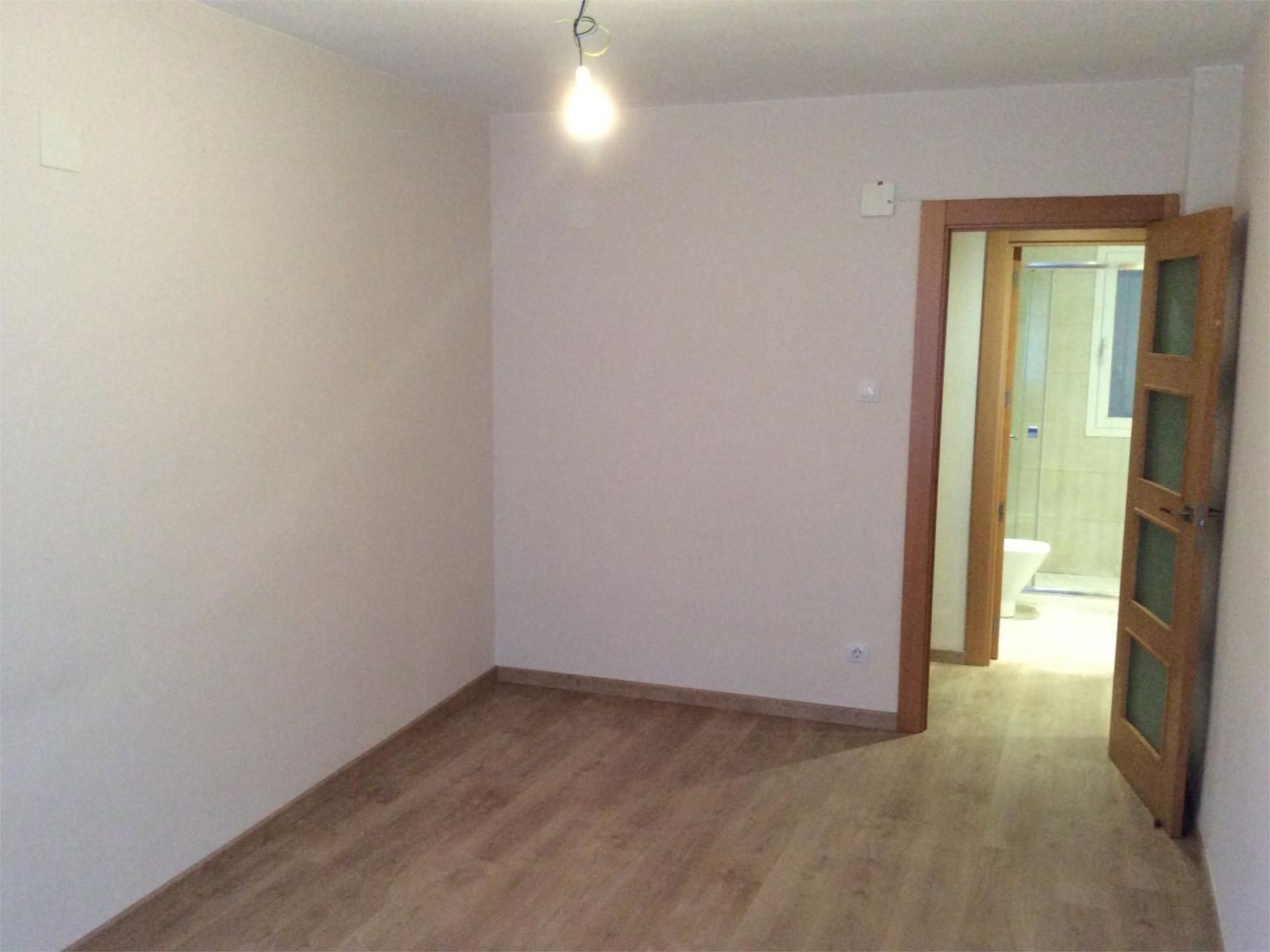 Bedroom of Flat to rent in  Zaragoza Capital  with Heating and Video intercom