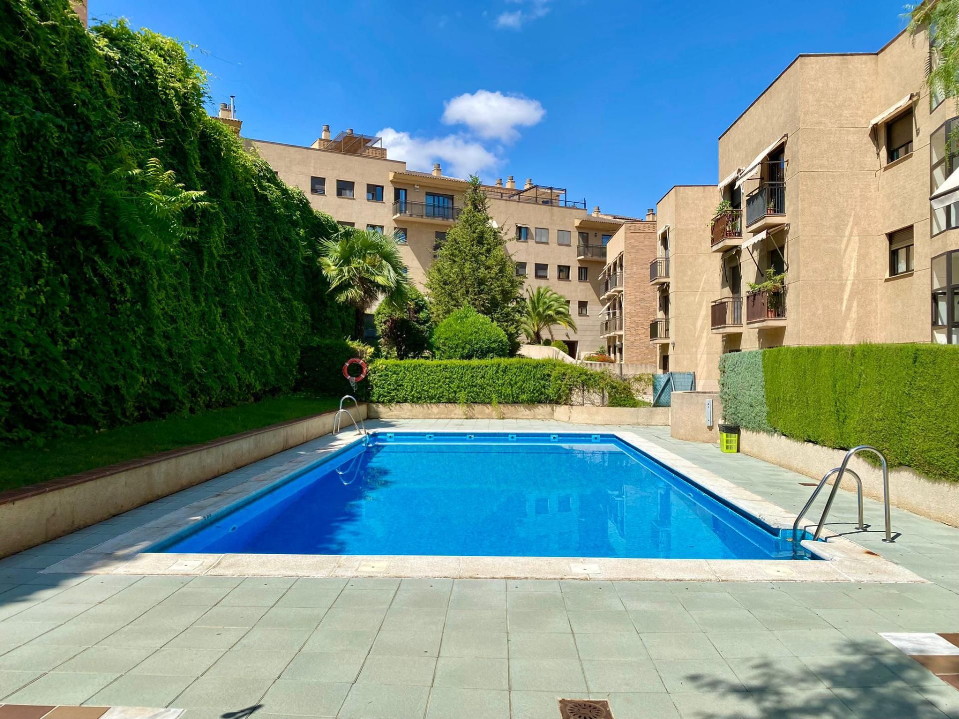Flat to rent in Calle Iris, 15, Camino de los Neveros - Serrallo