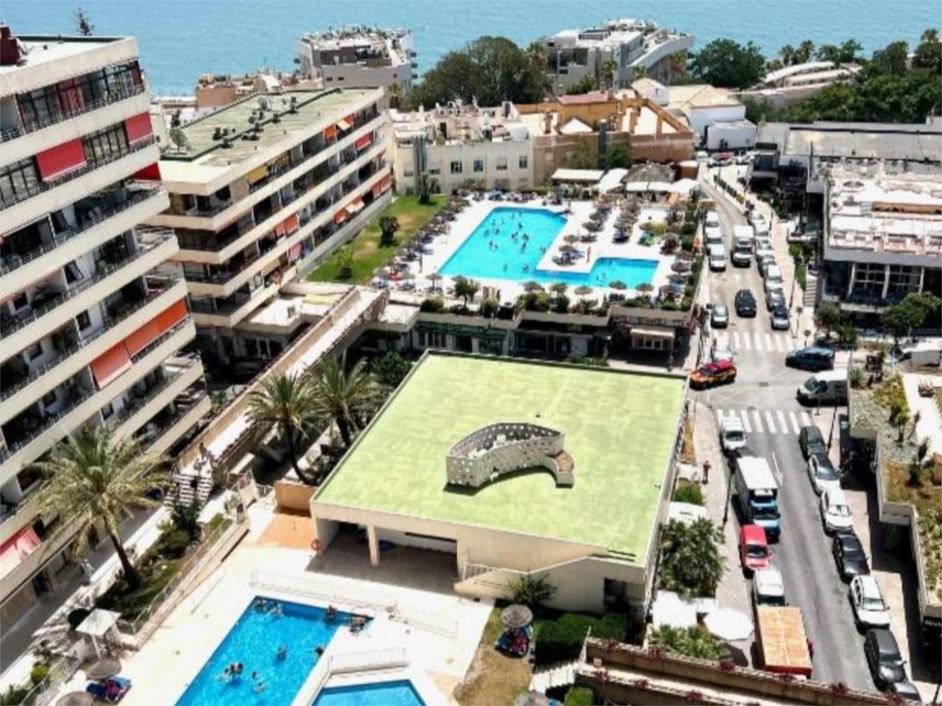 Exterior view of Flat for sale in Torremolinos  with Terrace, Swimming Pool and Balcony