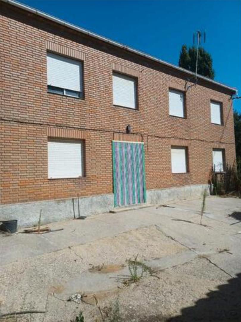 Vista exterior de Casa o xalet en venda en Pedrosa de la Vega