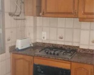 Cuina de Pis de lloguer en Aspe amb Calefacció, Terrassa i Moblat