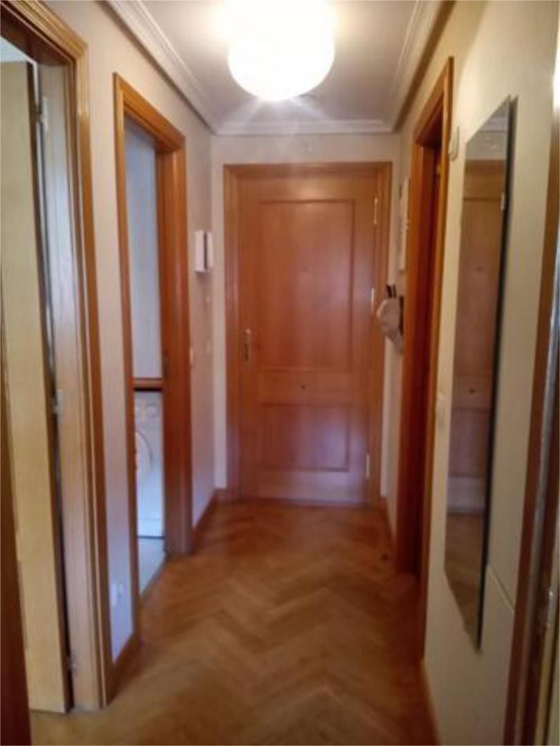 Apartment to rent in  Madrid Capital  with Heating, Private garden and Storage room