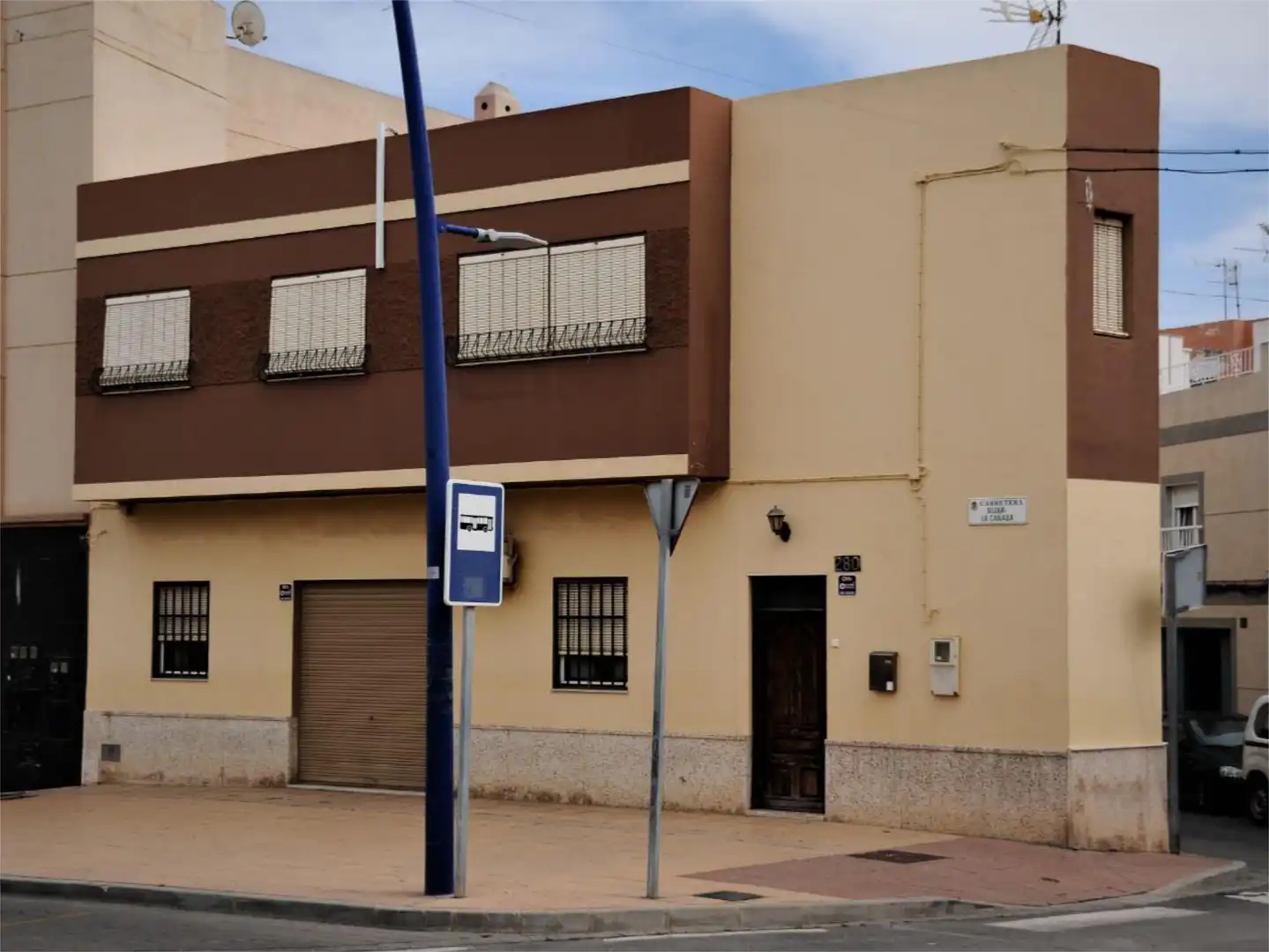 Casa adosada en venda a Carretera Níjar - la Cañada, 280, La Cañada de San Urbano Casa adosada en venda a Carretera Níjar - la Cañada, 280, La Cañada de San Urbano