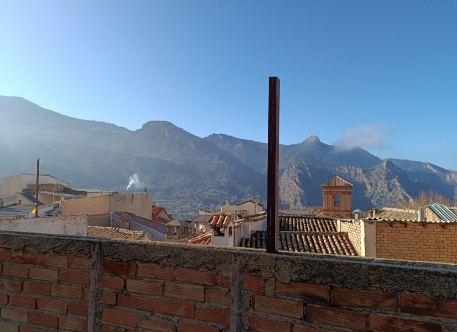 Vista exterior de Casa adosada en venda en Güéjar Sierra amb Terrassa i Traster