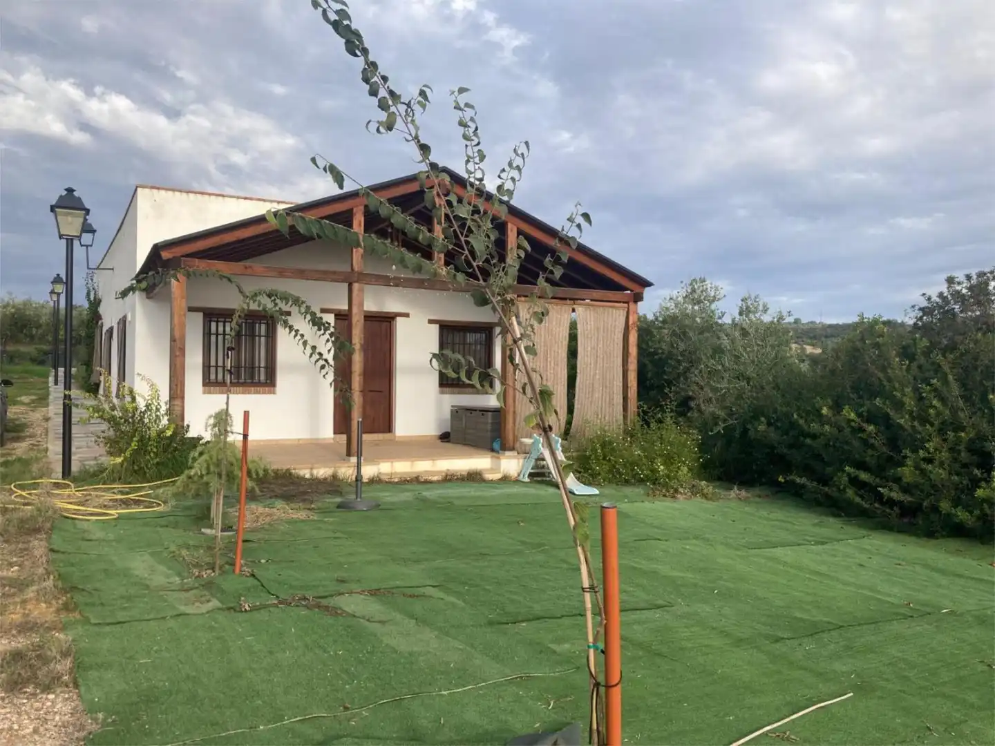 Casa o chalet en venta en Extrarradio Diseminados, 394, Adamuz Vista exterior de Casa o chalet en venta en Adamuz con Aire acondicionado, Calefacción y Jardín privado