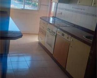 Cuina de Pis de lloguer en Mérida amb Calefacció, Traster i Moblat