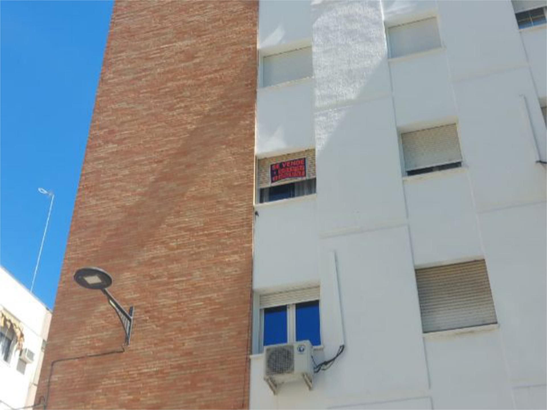 Vista exterior de Pis en venda en  Sevilla Capital amb Aire condicionat i Terrassa