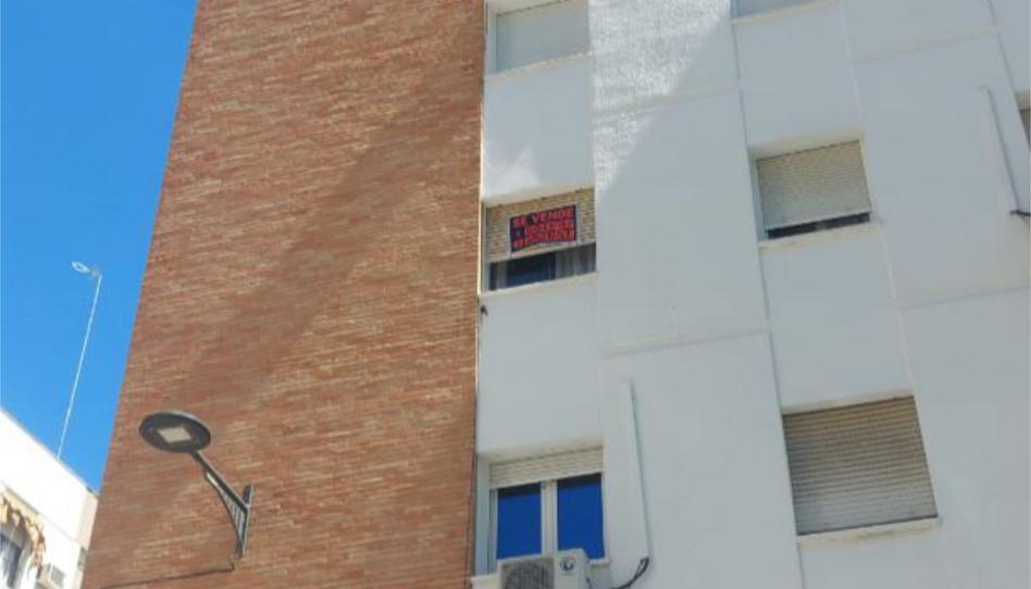 Flat for sale in Calle Juan Sebastián Elcano, 19, Los Remedios, Sevilla - image 1 Photo 1 of Flat for sale in Calle Juan Sebastián Elcano, 19, Los Remedios, Sevilla