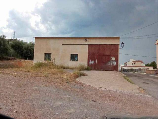 Nave industrial en Alquiler en Fondón