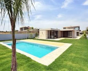 Swimming pool of House or chalet for sale in Bétera  with Air Conditioner, Terrace and Swimming Pool