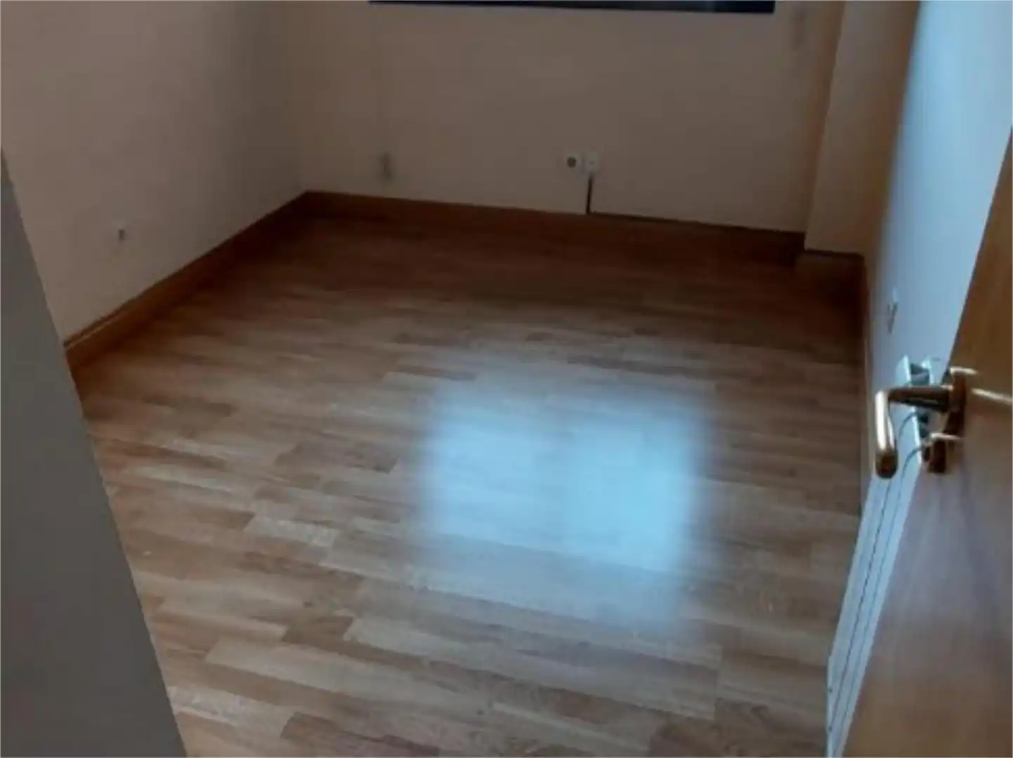 Flat for rent in Calle de Fernando VII, 13, Simancas Bedroom of Flat for rent in Madrid with Air Conditioner, Heating and Private garden
