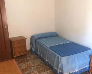 Dormitori de Pis per a compartir en Badajoz Capital amb Parquet, Terrassa i Moblat