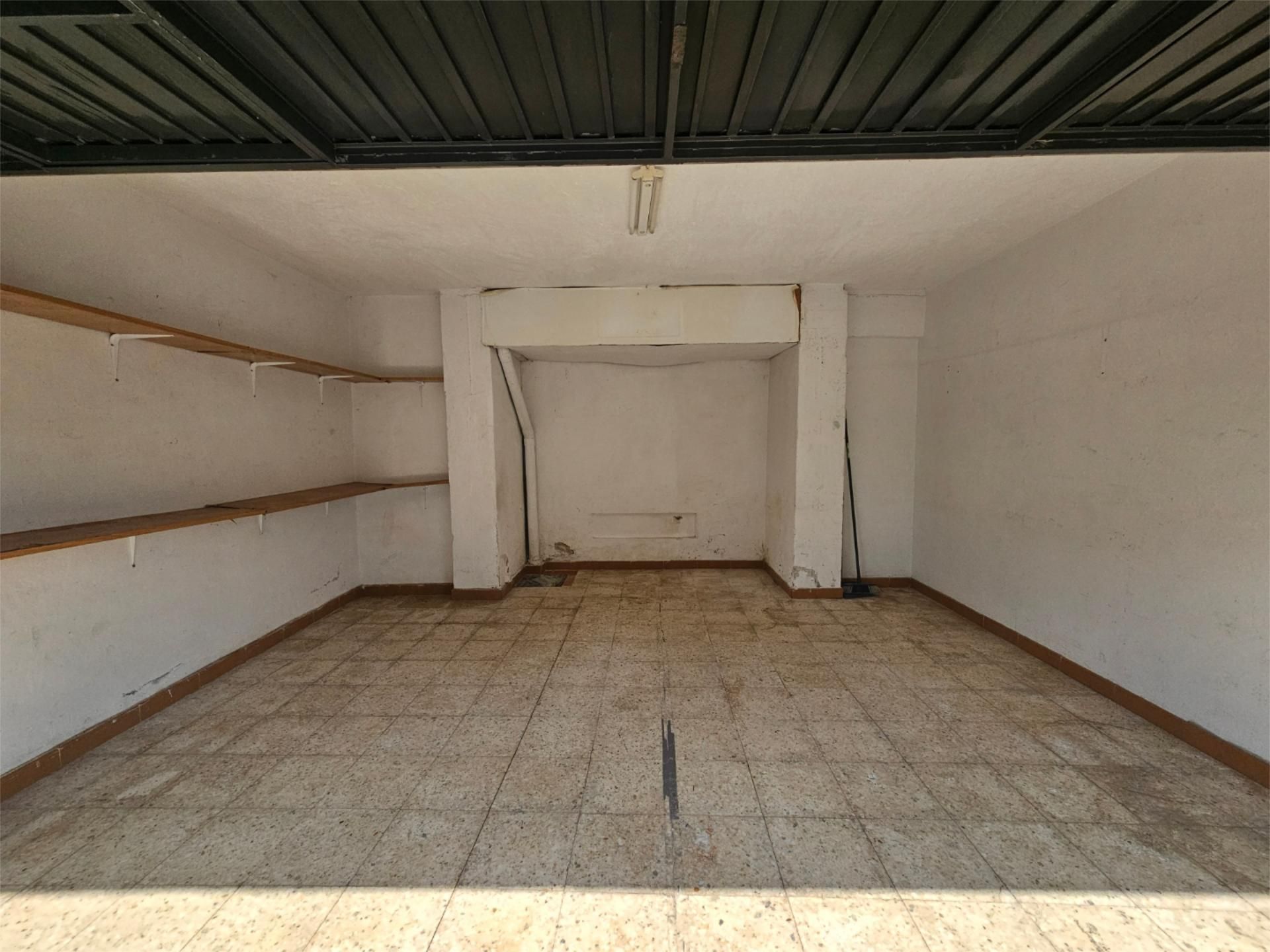 Garage for sale in Berango