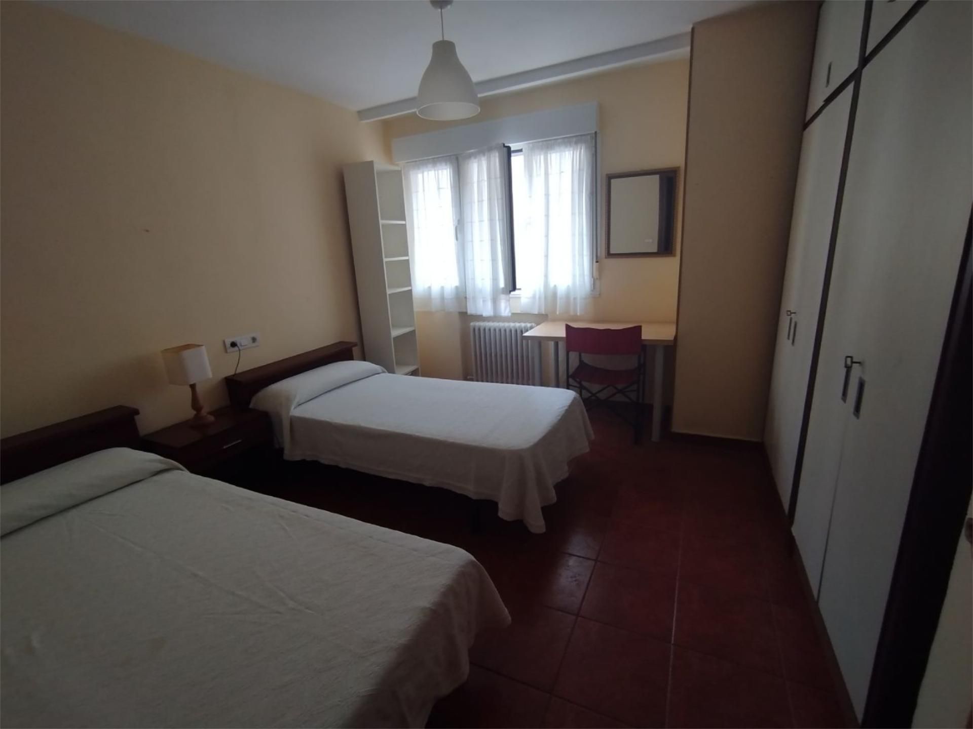 Bedroom of Flat to rent in Gijón   with Heating, Furnished and Balcony