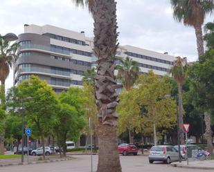 Exterior view of Apartment to rent in  Valencia Capital  with Air Conditioner, Terrace and Swimming Pool