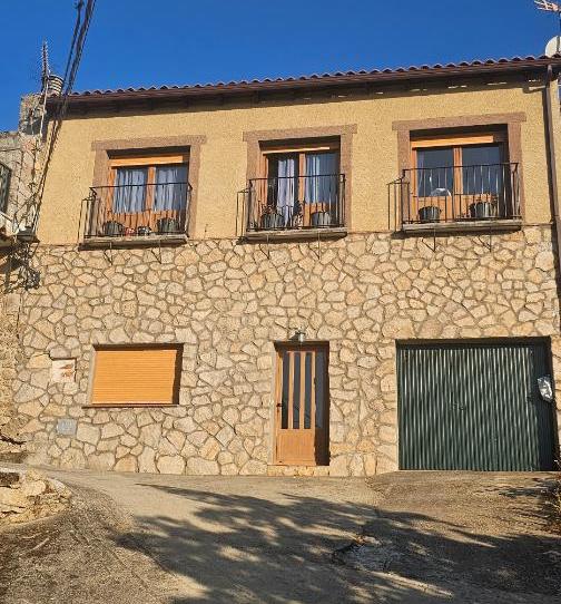 Photo 1 of Single-family semi-detached for sale in Camino Cuesta, 4, Segura de Toro, Cáceres