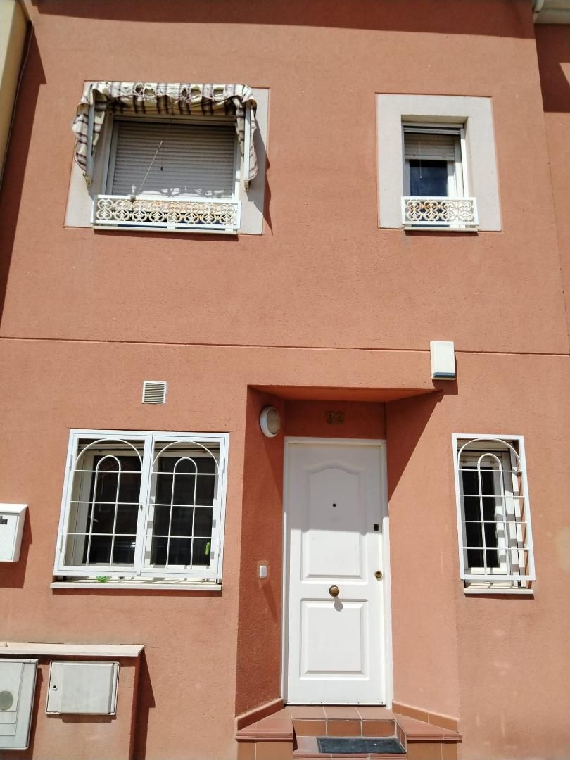 Exterior view of Single-family semi-detached for sale in Camarma de Esteruelas