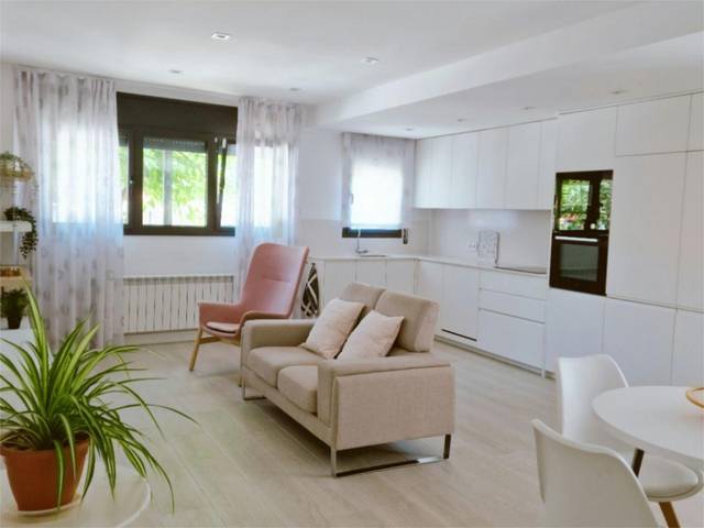 Planta baja en Venta en Carrer el Matagalls, 37 en Torelló