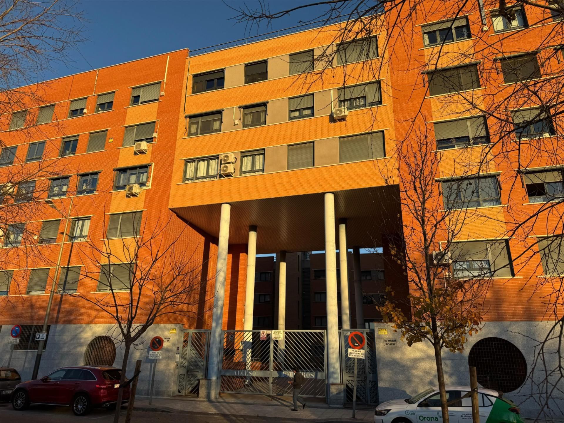 Vista exterior de Pis en venda en Móstoles amb Aire condicionat, Calefacció i Aparcament comunitari