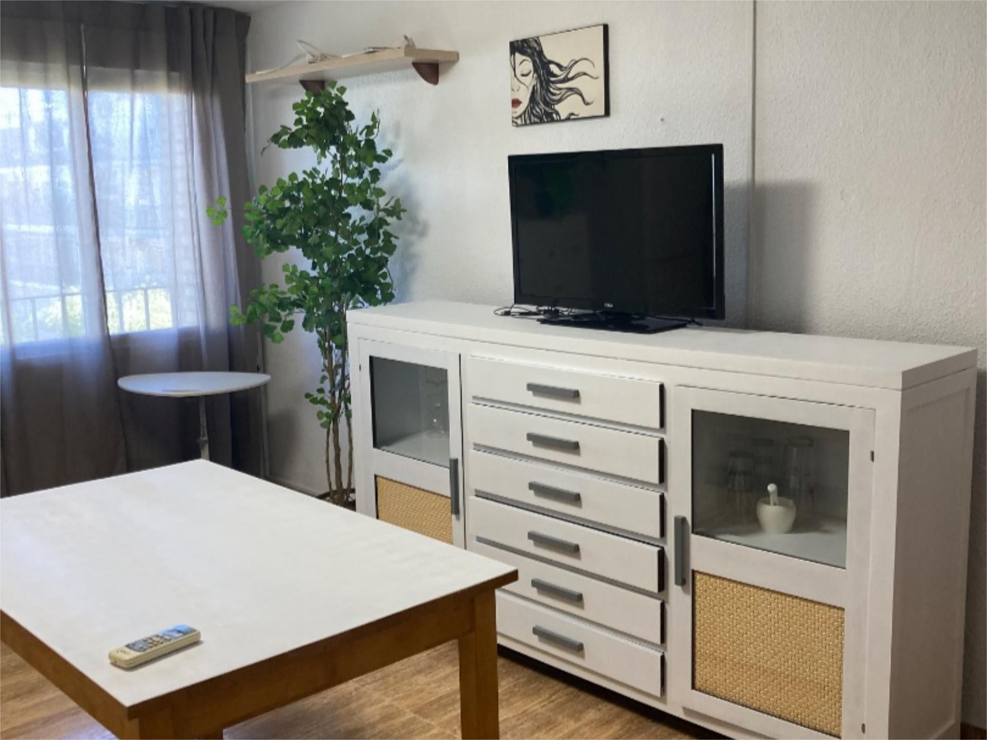 Flat to rent in Avenida de Cádiz, 44, Sector Sur