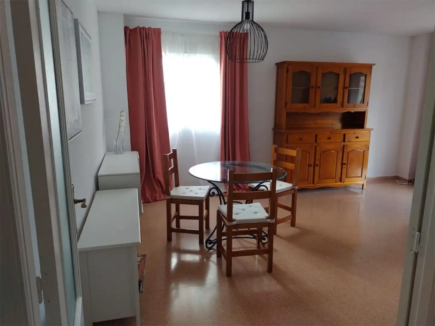 Dormitori de Apartament de lloguer en Alicante / Alacant amb Jardí privat, Terrassa i Piscina