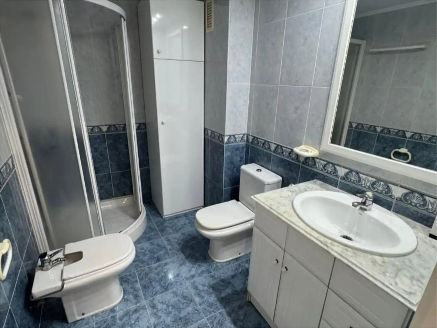 Study for rent in Carrer de Pablo Iglesias, 3, Zona Avenida del Mar Bathroom of Study for rent in Castellón de la Plana / Castelló de la Plana with Air Conditioner, Heating and Furnished