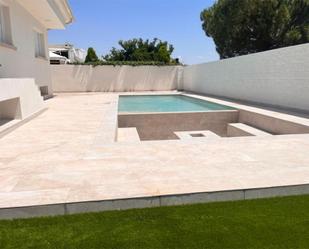 Piscina de Casa o xalet en venda en Aranjuez amb Calefacció, Jardí privat i Parquet