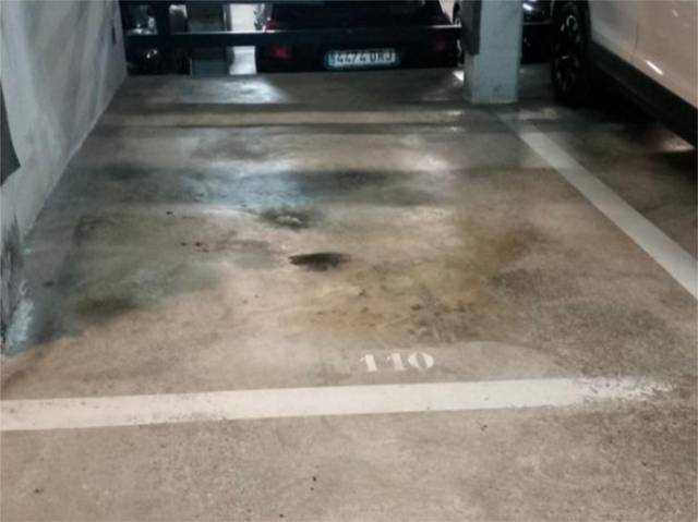 Garaje en Alquiler en Carrer de Móra d'Ebre, 61 en El Coll