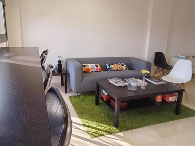 Oficina en Alquiler en Avenida Blas Infante, 1 en Centro