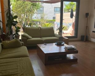 Pis en venda a Calle Villanueva, 40, San Antonio de Benagéber Sala d'estar de Pis en venda en San Antonio de Benagéber amb Aire condicionat, Terrassa i Piscina