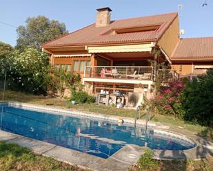 Swimming pool of House or chalet for sale in Brea de Tajo  with Air Conditioner, Heating and Private garden