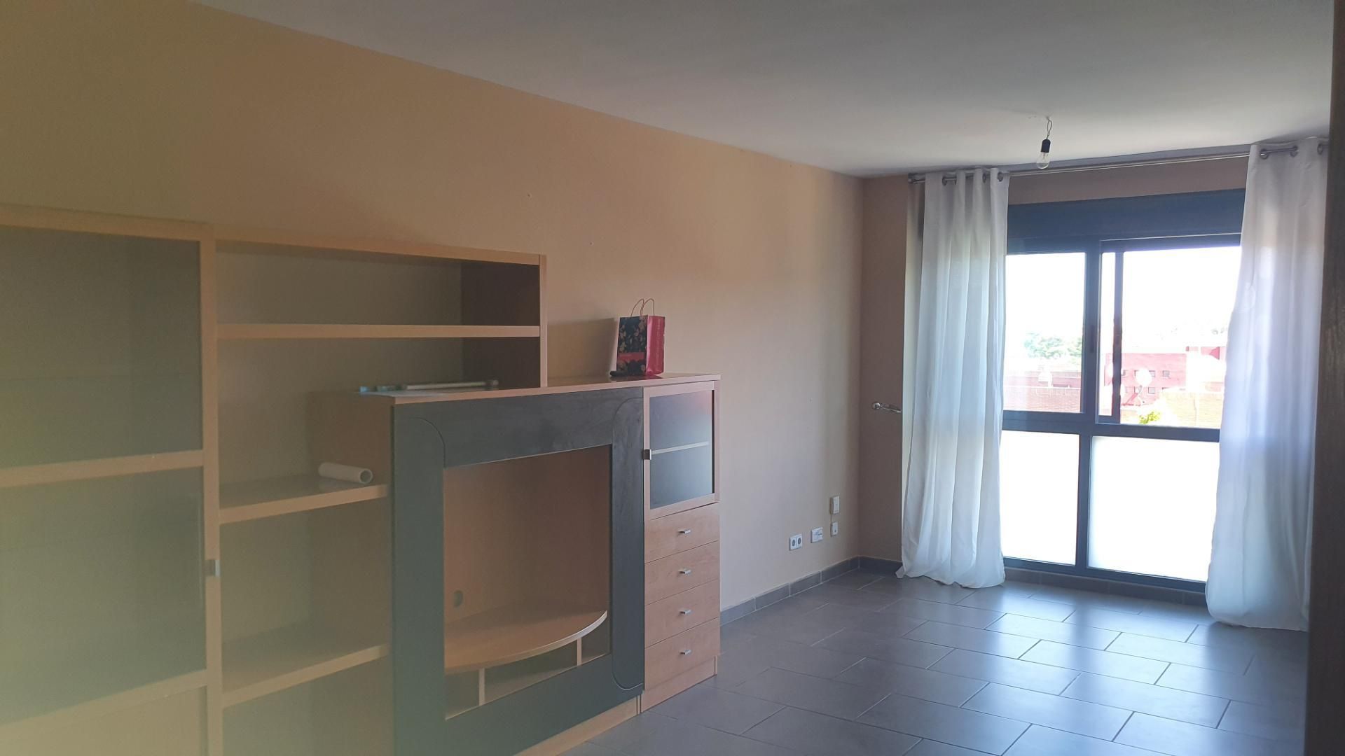 Sala d'estar de Pis de lloguer en Aranjuez amb Aire condicionat, Calefacció i Traster
