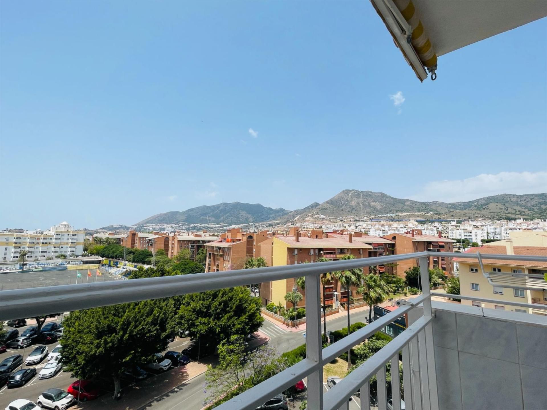Vista exterior de Pis en venda en Benalmádena amb Aire condicionat i Balcó