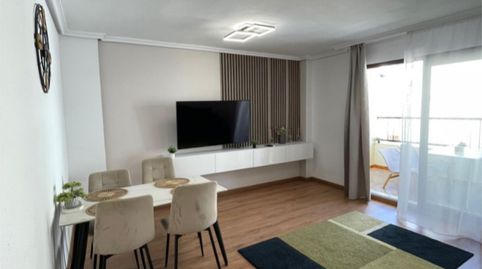 Foto 3 de Piso en venta en Calle Félix Rodríguez de la Fuente, 11, Avenida Habaneras - Curva de Palangre, Torrevieja