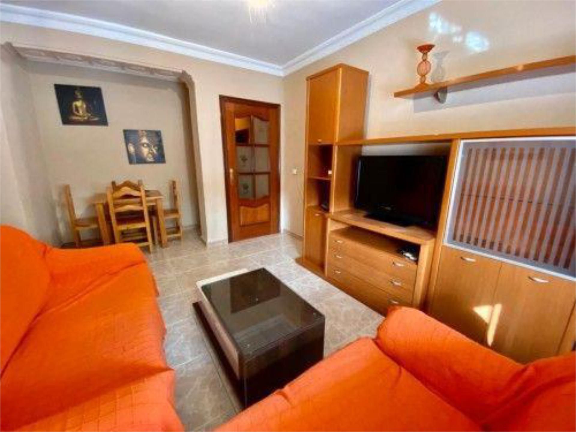 Sala d'estar de Pis en venda en  Huelva Capital amb Calefacció i Moblat