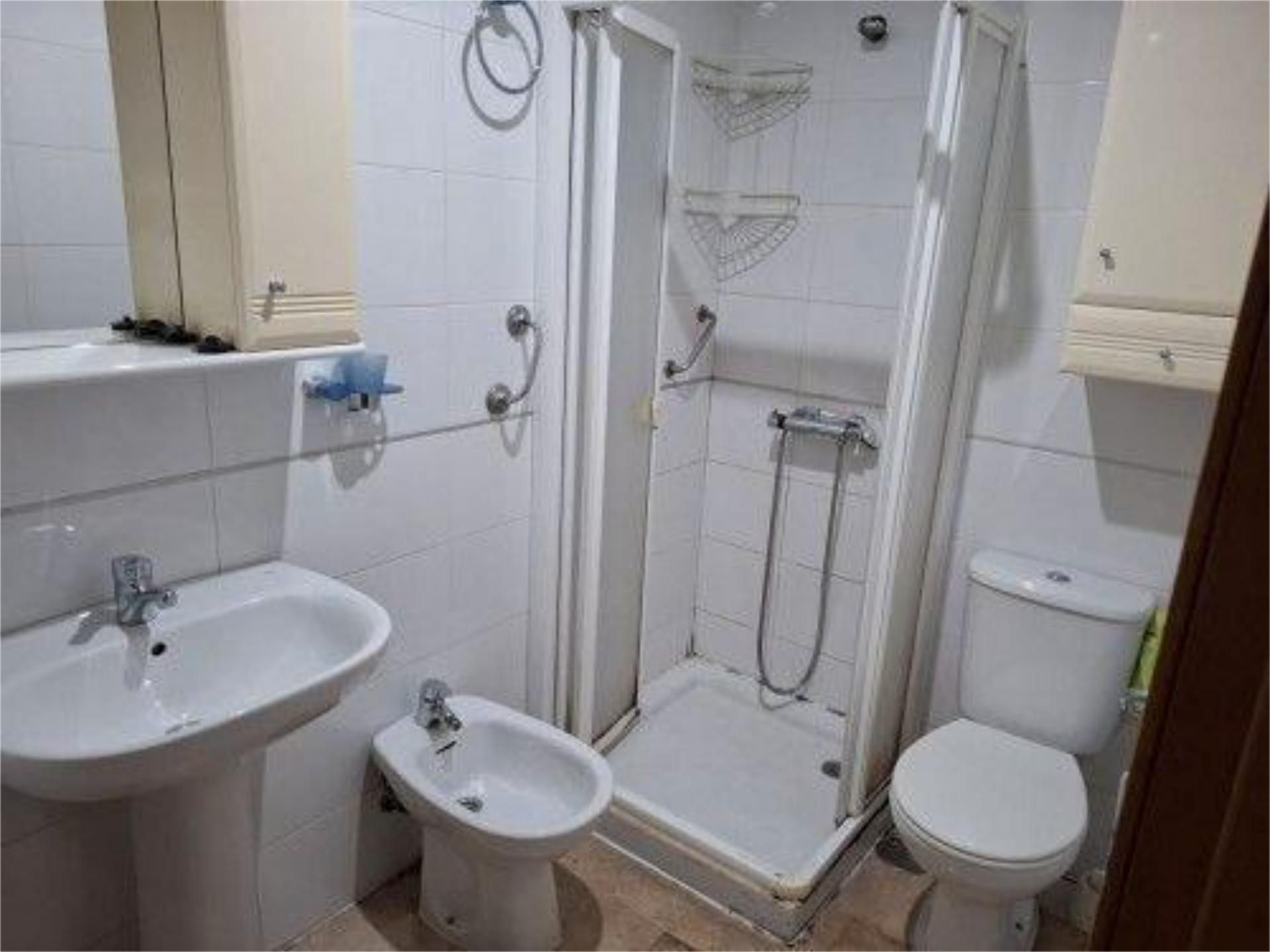Bany de Pis en venda en  Huelva Capital