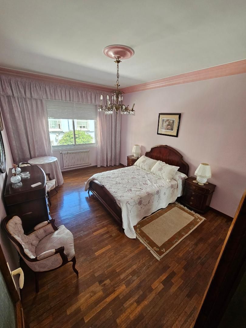 Bedroom of Flat to share in A Coruña Capital   with Parquet flooring, Terrace and Storage room