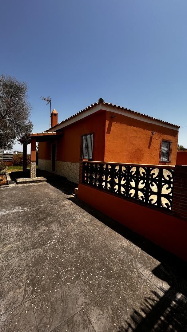 Flat for sale in Camino del Pozo Juncal, 5, Pelagatos - Pago del Humo Exterior view of Flat for sale in Chiclana de la Frontera with Heating and Private garden