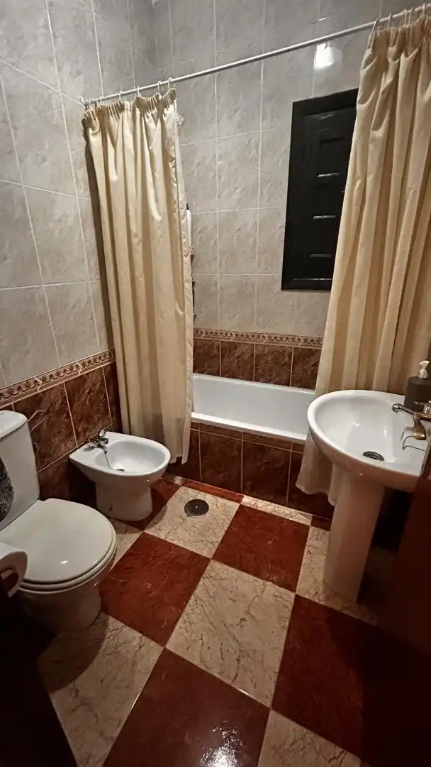 Bathroom of Flat for sale in Chiclana de la Frontera  with Heating and Private garden