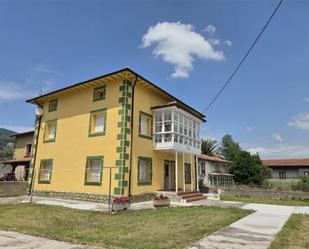 Exterior view of Single-family semi-detached to rent in Bárcena de Pie de Concha  with Heating, Private garden and Terrace