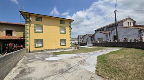 Foto 2 de Casa adosada de alquiler en Carretera a Pujayo, 13, Bárcena de Pie de Concha, Cantabria