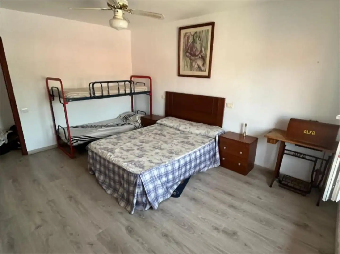 Flat for sale in Partida Fileta de Ramell, 112, El Grao Bedroom of Flat for sale in Castellón de la Plana / Castelló de la Plana with Air Conditioner, Terrace and Swimming Pool