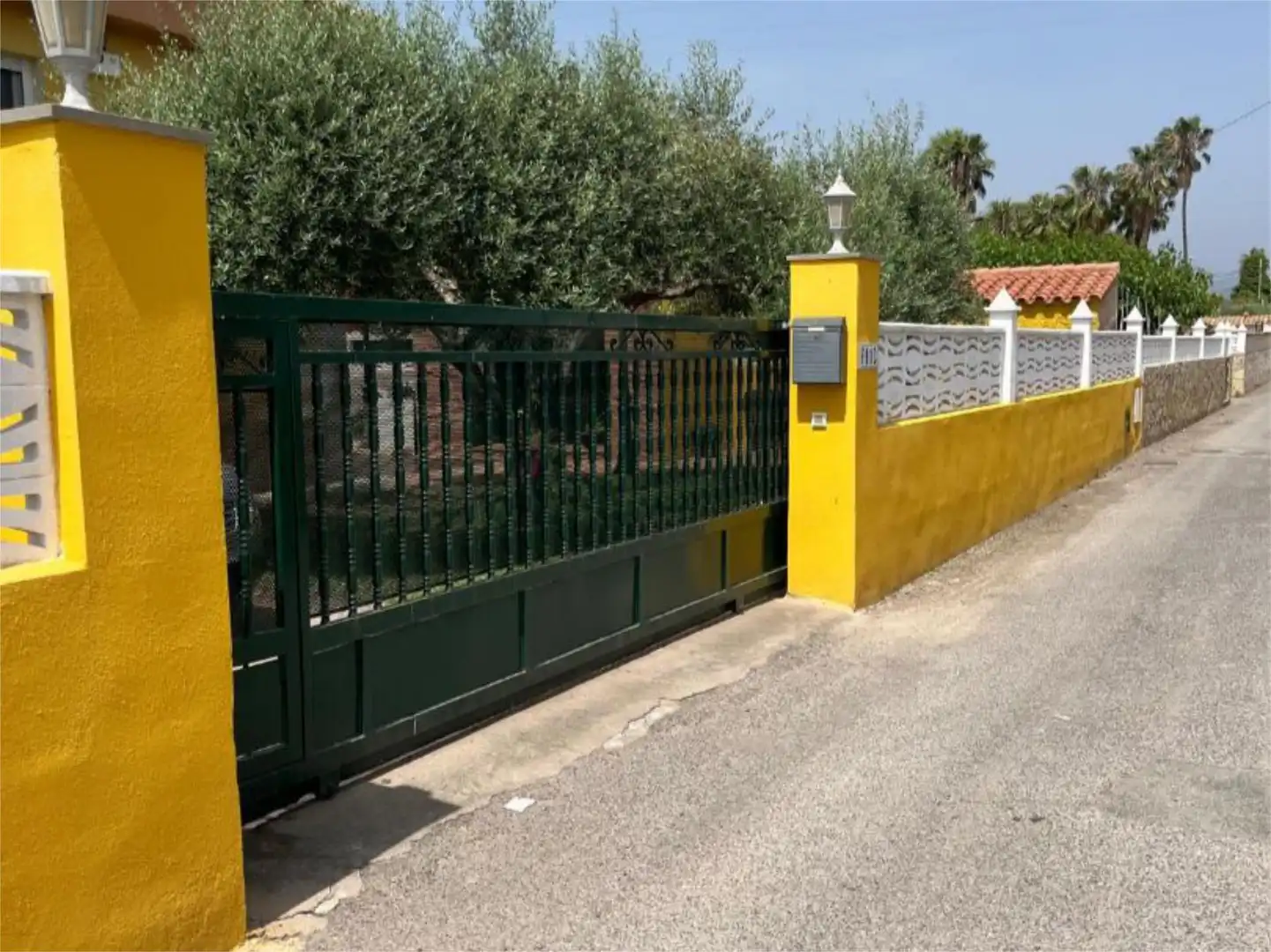 Flat for sale in Partida Fileta de Ramell, 112, El Grao Exterior view of Flat for sale in Castellón de la Plana / Castelló de la Plana with Air Conditioner, Terrace and Swimming Pool