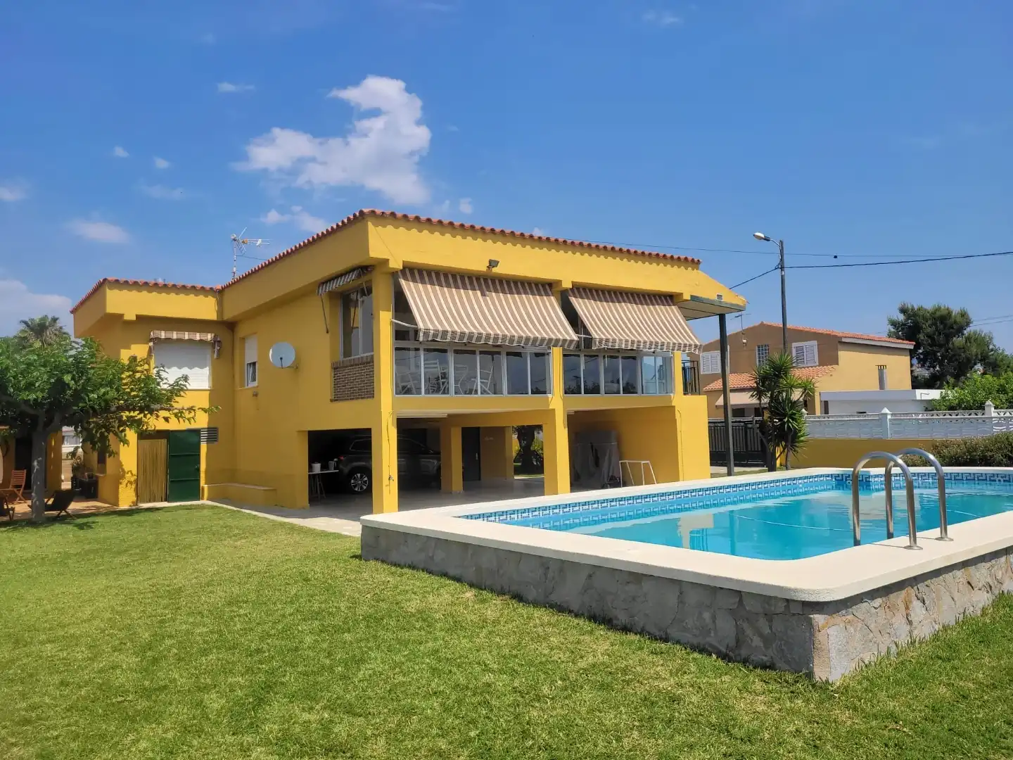 Flat for sale in Partida Fileta de Ramell, 112, El Grao Exterior view of Flat for sale in Castellón de la Plana / Castelló de la Plana with Air Conditioner, Terrace and Swimming Pool