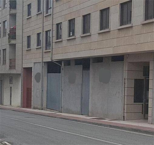 Local comercial en Alquiler en A Parda